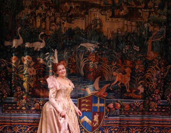 Photo Coverage: Onstage for CINDERELLA's Opening Night Curtain Call! Image