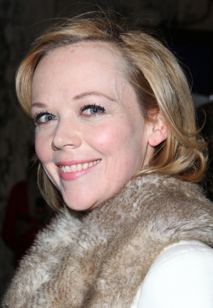 Emily Bergl Photo