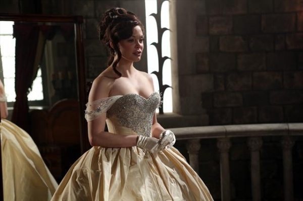 Photo Flash: First Look - This Week's All New ONCE UPON A TIME 