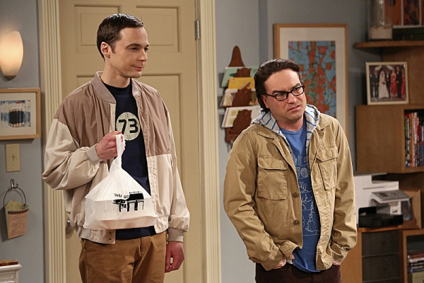 Photo Flash: THE BIG BANG THEORY's 'The Closet Reconfiguration,' Airing 3/14 Image