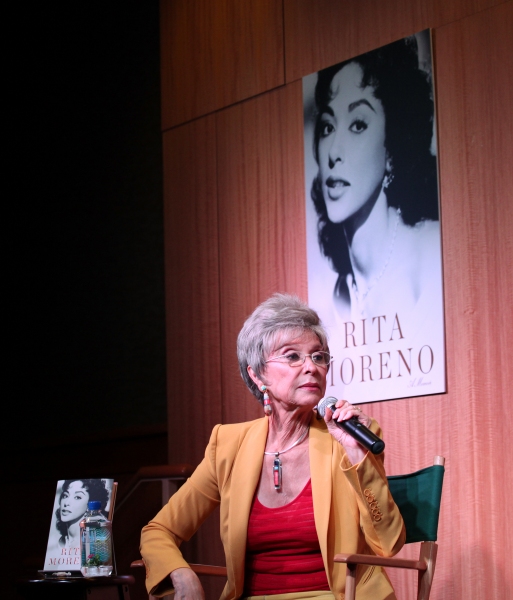 Photo Coverage: Rita Moreno Signs Memoir at Barnes & Noble Image