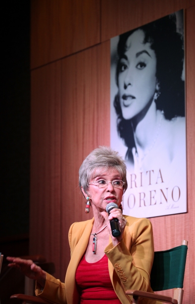 Photo Coverage: Rita Moreno Signs Memoir at Barnes & Noble Image