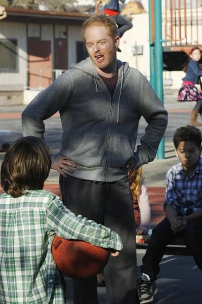 Photo Flash: First Look - MODERN FAMILY's 'The Wow Factor,' Airing 3/27 Image