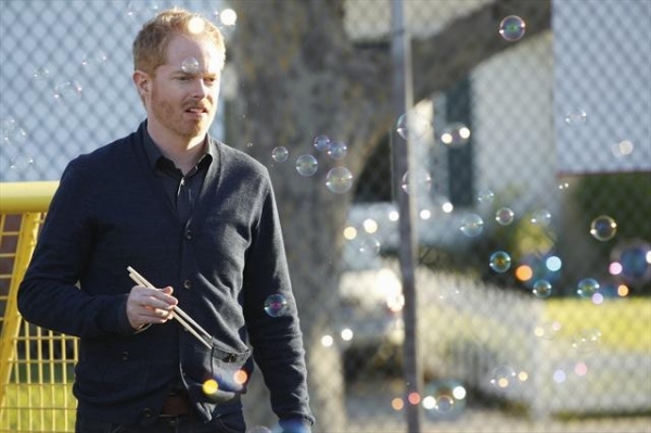 Photo Flash: First Look - MODERN FAMILY's 'The Wow Factor,' Airing 3/27 Image