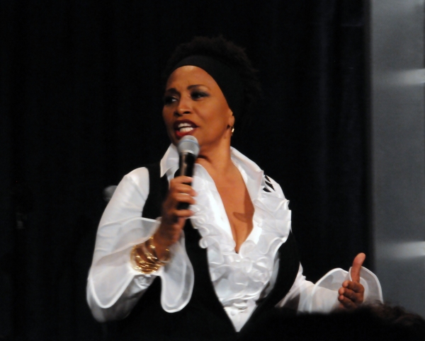 Photo Flash: Lainie Kazan, Alec Mapa, Jenifer Lewis and More at 2013 Bistro Awards Image