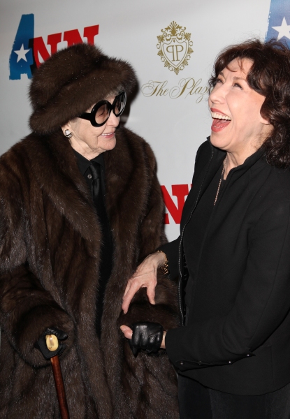 Photo Coverage: ANN's Opening Night Theatre Arrivals- Anne Hathaway & More! Image