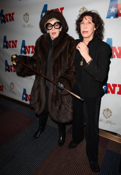 Photo Coverage: ANN's Opening Night Theatre Arrivals- Anne Hathaway & More! Image