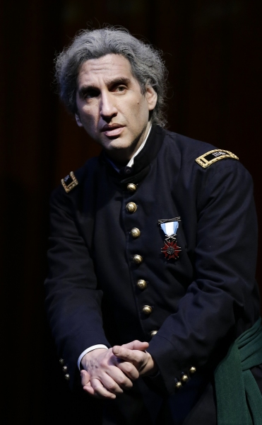Photo Flash: First Look at Hershey Felder's AN AMERICAN STORY at Royal George Theatre Image