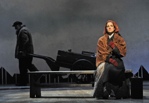 Photo Flash: First Look at FIDDLER ON THE ROOF at Aurora's Paramount Theatre Image