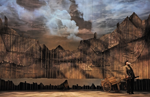 Photo Flash: First Look at FIDDLER ON THE ROOF at Aurora's Paramount Theatre Image