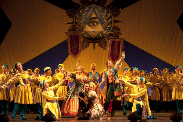 Photo Flash: First Look at Opera Atelier's THE MAGIC FLUTE  Image