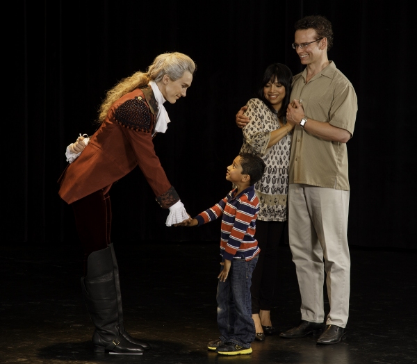 Photo Flash: First Look at Opera Atelier's THE MAGIC FLUTE Image