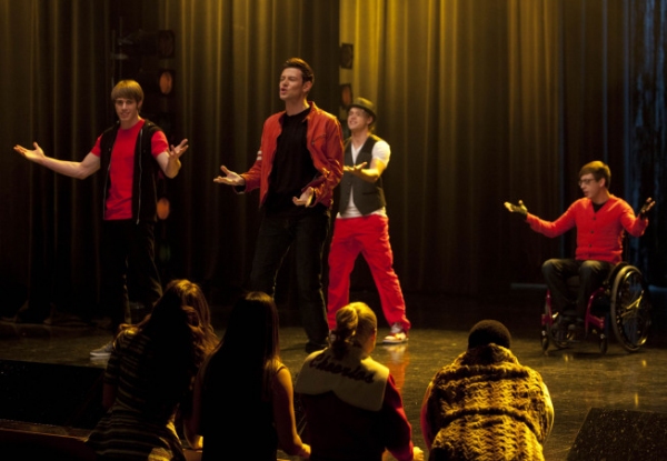 Photo Flash: First Look at GLEE's 'Feud' Episode! Image