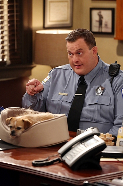 Photo Flash: First Look - MIKE & MOLLY's 'Spring Break,' Airing 3/25 