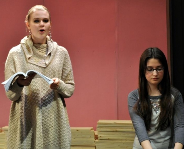 Photo Flash: In Rehearsal with Morris Knolls High's LEGALLY BLONDE; Runs 3/14-3/16 