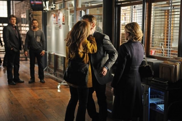 Photo Flash: First Look - CASTLE's 'The Wild Rover,' Airing 3/25 Image