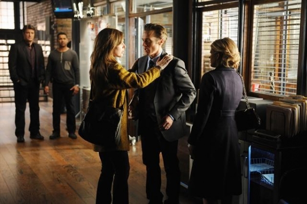 Photo Flash: First Look - CASTLE's 'The Wild Rover,' Airing 3/25 Image