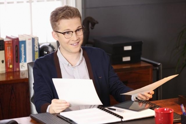 Photo Flash: First Look - SUBURGATORY's 'Brown Trembler,' Airing 3/27 Image