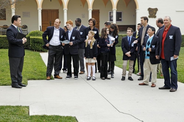 Photo Flash: MODERN FAMILY's 'The Future Dunphys', Airing 4/3 Image