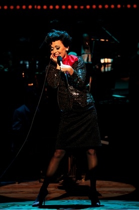 Photo Flash: First Look at Tracie Bennett, Michael Cumpsty and More in END OF RAINBOW Image