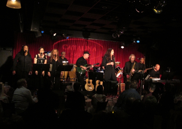Photo Flash: Lynda Carter Performs FROM THE HEART at Catalina Bar & Grill in Hollywood Image
