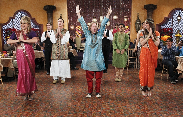 Photo Flash: First Look - RULES OF ENGAGEMENT's 'Catering,' Airing 3/25 Image