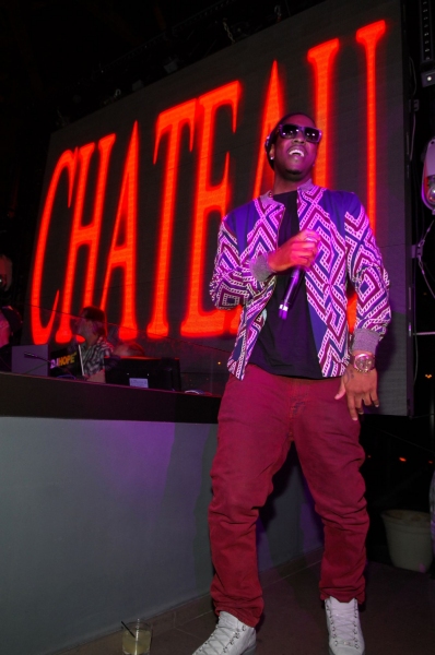 Photo Flash: R&B Artist Jeremih Takes Over Chateau Nightclub's Rooftop  Image