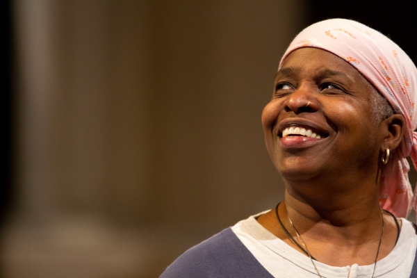Photo Flash: In Rehearsal with Steppenwolf Theatre's HEAD OF PASSES World Premiere Image