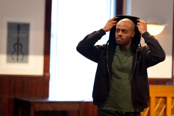 Photo Flash: In Rehearsal with Steppenwolf Theatre's HEAD OF PASSES World Premiere Image
