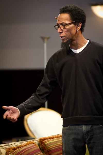 Photo Flash: In Rehearsal with Steppenwolf Theatre's HEAD OF PASSES World Premiere Image