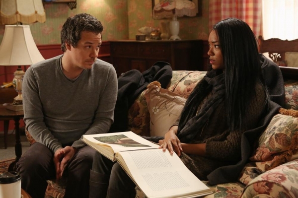 Photo Flash: First Look - This Week's New Episode of ONCE UPON A TIME Image