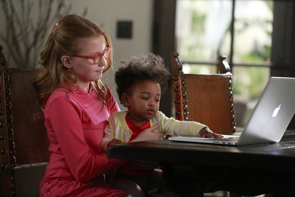 Photo Flash: First Look - Tonight's New Episode of THE NEW NORMAL 