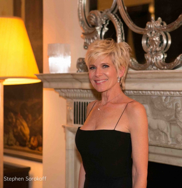 Photo Coverage: Debby Boone Brings SWING THIS to Cafe Carlyle Image