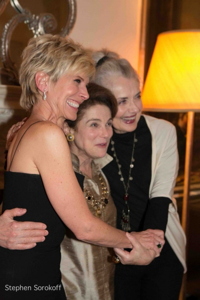Photo Coverage: Debby Boone Brings SWING THIS to Cafe Carlyle Image