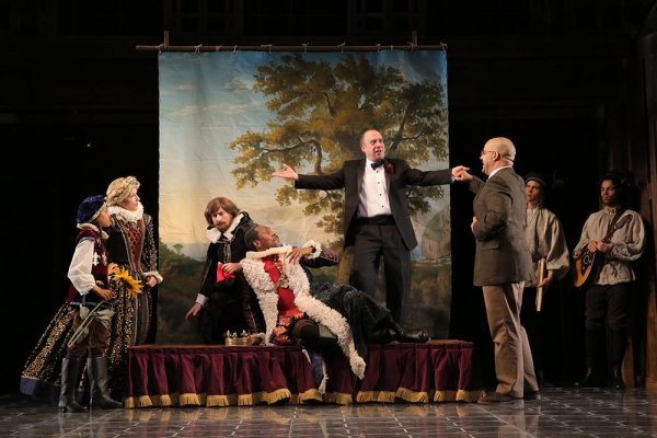 Photo Flash: First Look at Paul Giamatti and More in Yale Rep's HAMLET Image