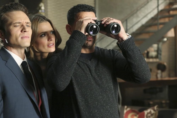 Photo Flash: First Look at CASTLE's 100th Episode, Airing 4/1 Image