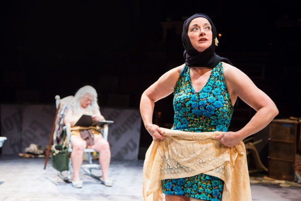 Photo Flash: First Look at Patti Cohenour, Allen Fitzpatrick and More in ACT/5th Avenue's GREY GARDENS Image