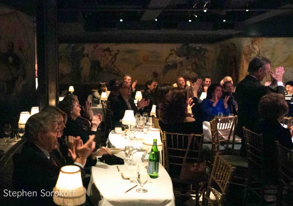 Photo Coverage: Cafe Carlyle Late Night Welcomes Jo Thompson's SLENDER, TENDER AND TALL  Image