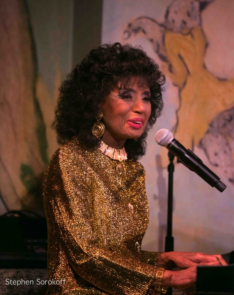 Photo Coverage: Cafe Carlyle Late Night Welcomes Jo Thompson's SLENDER, TENDER AND TALL Image
