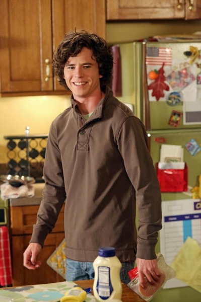 Photo Flash: First Look - THE MIDDLE's 'Dollar Days,' Airing 4/10 Image