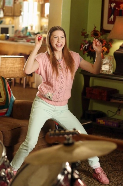 Photo Flash: First Look - THE MIDDLE's 'Dollar Days,' Airing 4/10 Image