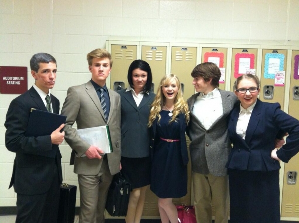 Photo Flash: Saturday Intermission Pics, March 23 - Kelli O'Hara's Last SIP with NICE WORK, FLASHDANCE Channels PIPPIN and More!  Image