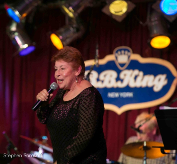 Photo Coverage: Helen Reddy Performs at B.B. King Blues Club Image