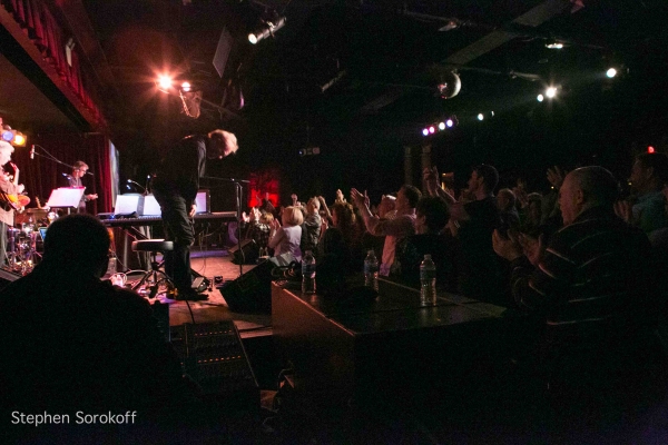 Photo Coverage: Helen Reddy Performs at B.B. King Blues Club Image