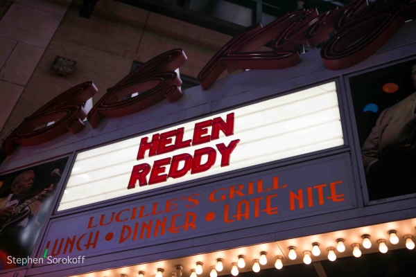 Photo Coverage: Helen Reddy Performs at B.B. King Blues Club Image
