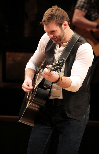 Photo Coverage: ONCE Welcomes Ben Hope to the Cast! Image