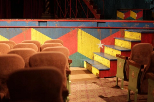 Photo Flash: Backstage with the Cast of PIPPIN for First Preview! Image
