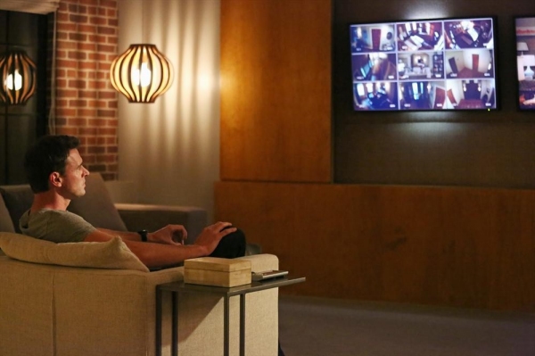 Photo Flash: First Look - SCANDAL's 'Molly, You in Danger, Girl,' Airing 4/4 Image