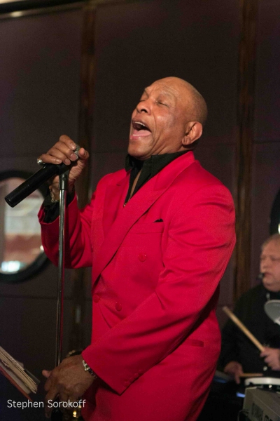 Photo Coverage: Le Cirque Launches MUSICAL MONDAYS with Lonnie Youngblood Trio Image