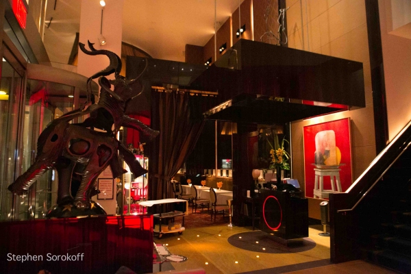 Photo Coverage: Le Cirque Launches MUSICAL MONDAYS with Lonnie Youngblood Trio Image